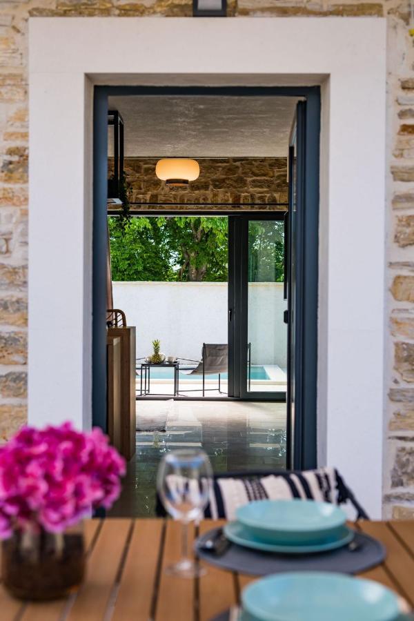 Stone House With Pool Poeta Villa Pridraga Exterior foto